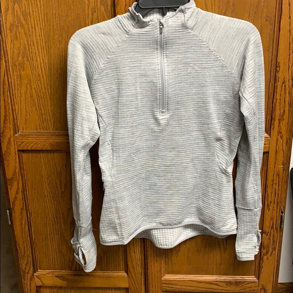 NIKE DRI-FIT QUARTER ZIP PULLOVER!!